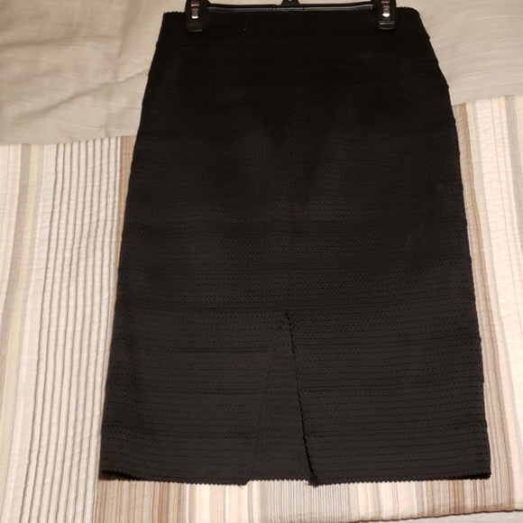 Skirt - Picture 3 of 8
